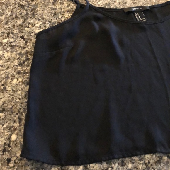 Forever 21 Black Crop Top - Picture 3 of 3